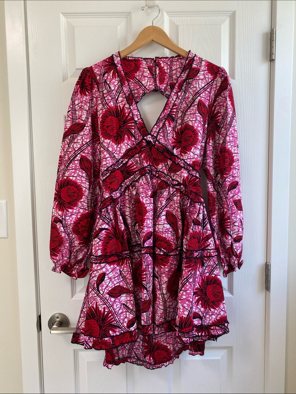 Kawesii Pink & Red Floral Tiered Dress - Picture 2 of 13